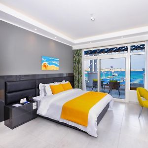 Apartament "Junior" z łóżkiem king-size i z widokiem na plażę